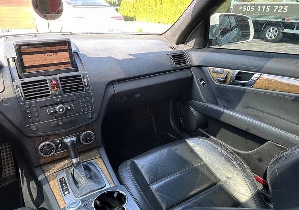 Mercedes-Benz Klasa C cena 78000 przebieg: 189500, rok produkcji 2009 z Zambrów małe 92